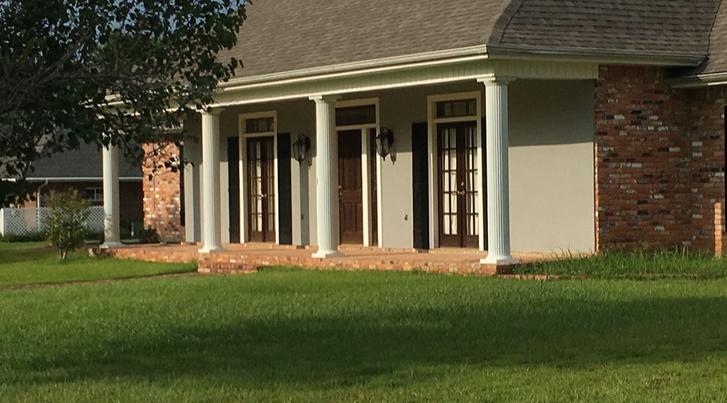  ROUND  ALUMINUM COLUMN 8" x 8' WHITE FLUTED  - A.W. Graham Lumber LLC