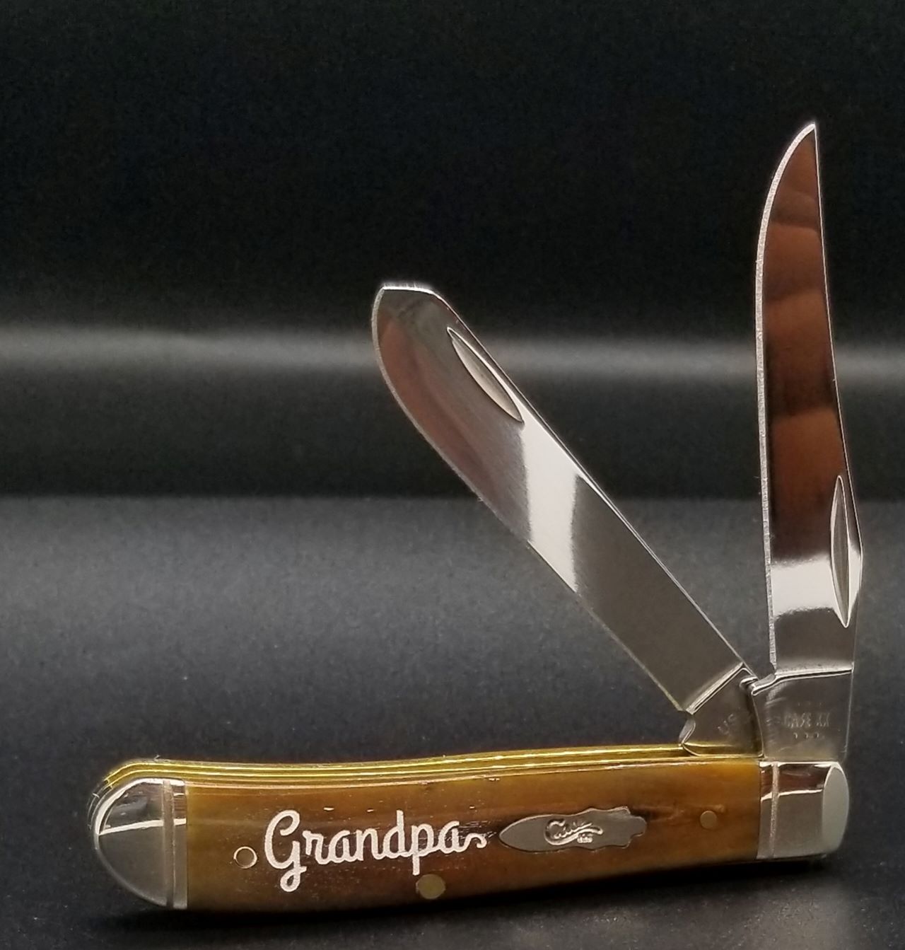 CASE AWTC07GP 2-BLADE MINI TRAPPER SM ANTIQUE BONE "GRANDPA" - A.W. Graham Lumber LLC