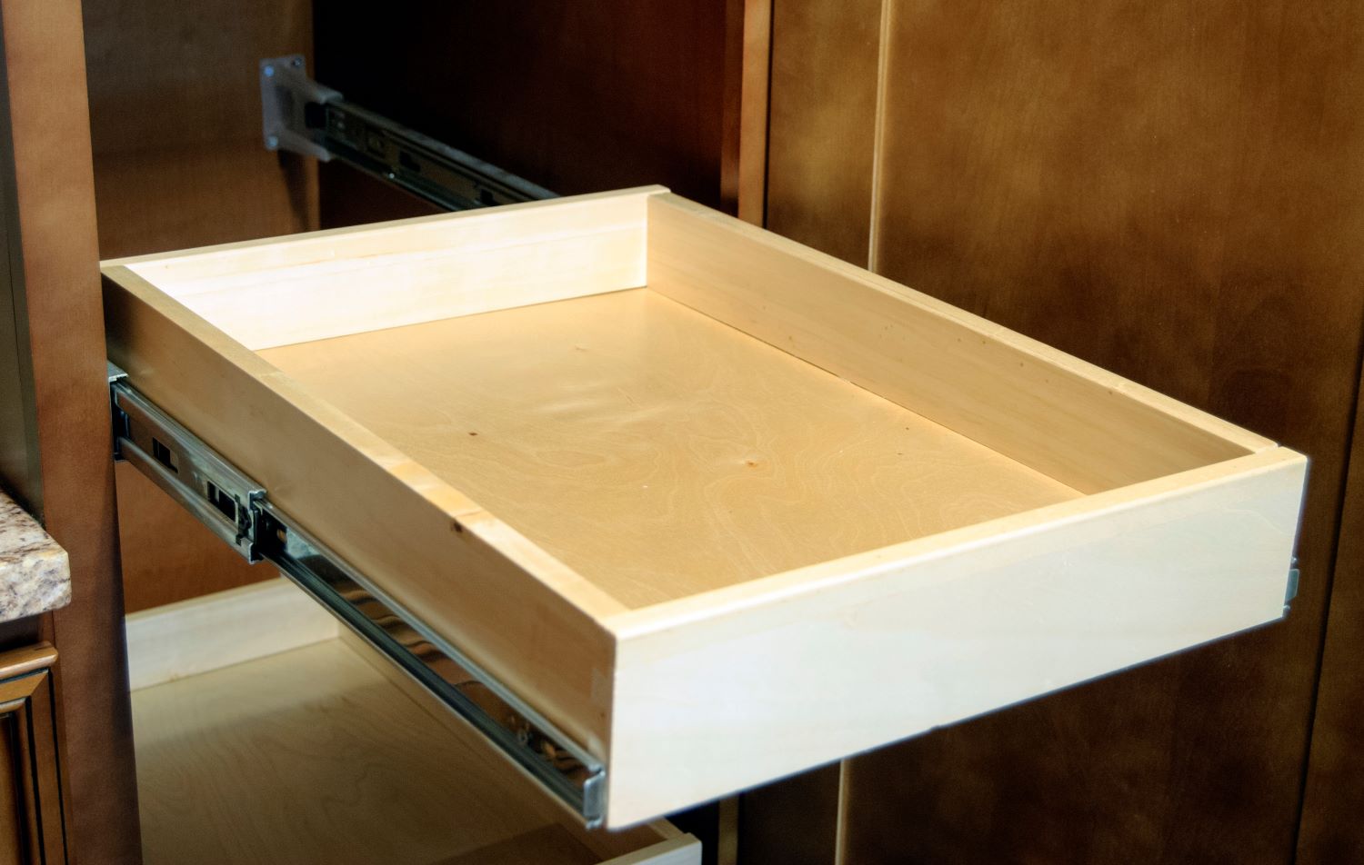 Main 9 - WALNUT RIDGE KITCHEN CABINETS CHARLESTON COFFEE GLAZE -